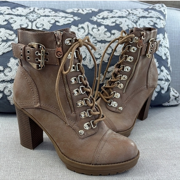 G by Guess Size 8 GGGimmy Tan Laced Up Heeled Ankle Booties - Picture 16 of 16